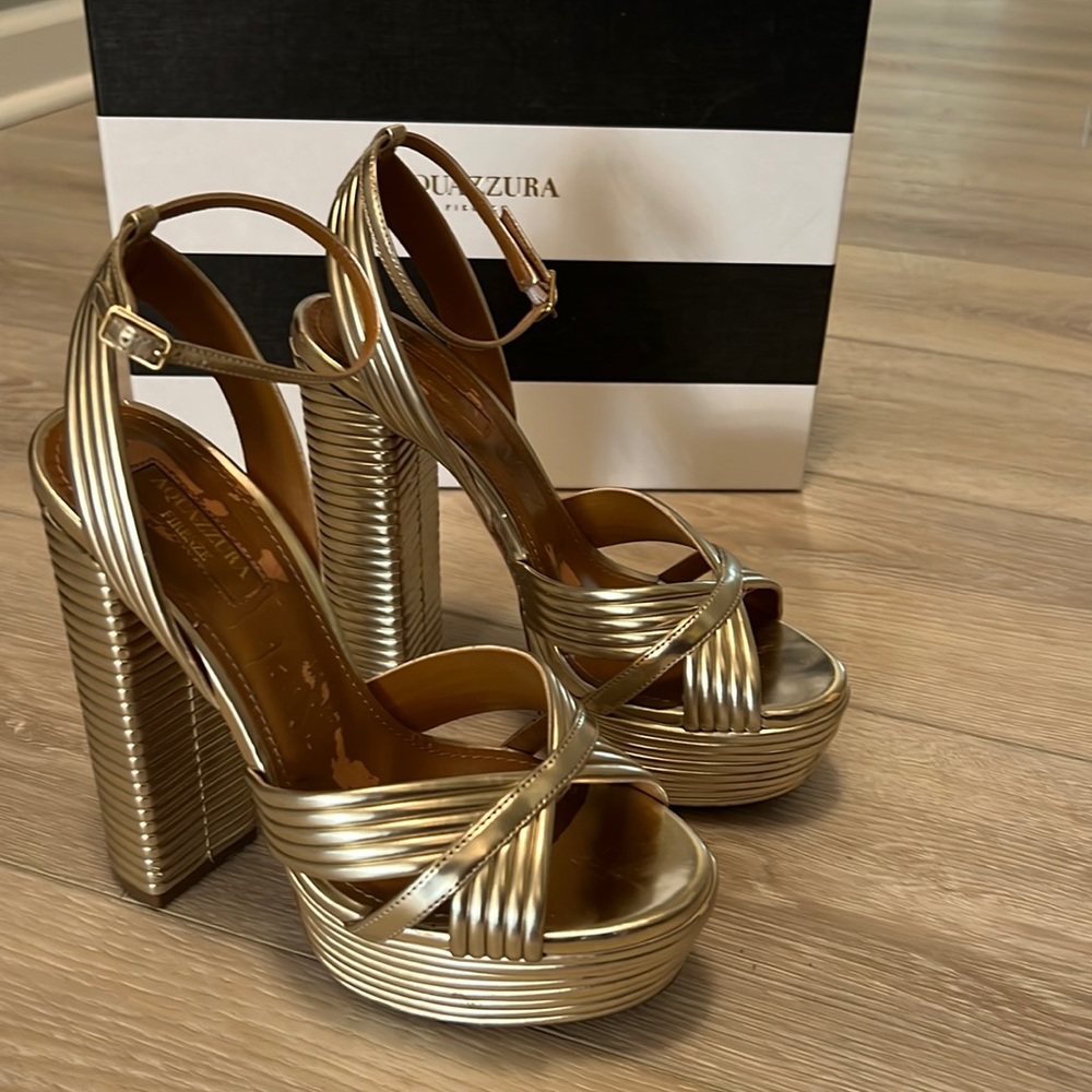 Aquazurra Sundance Plateau Sandal size 36 light gold.